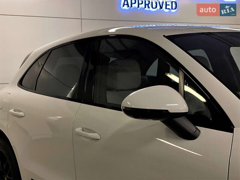 Внедорожник / Кроссовер Porsche Macan 2017 в Киеве фото 16 Внедорожник / Кроссовер Porsche Macan 2017 в Киеве