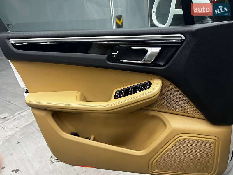 Внедорожник / Кроссовер Porsche Macan 2018 в Черновцах фото 8 Внедорожник / Кроссовер Porsche Macan 2018 в Черновцах