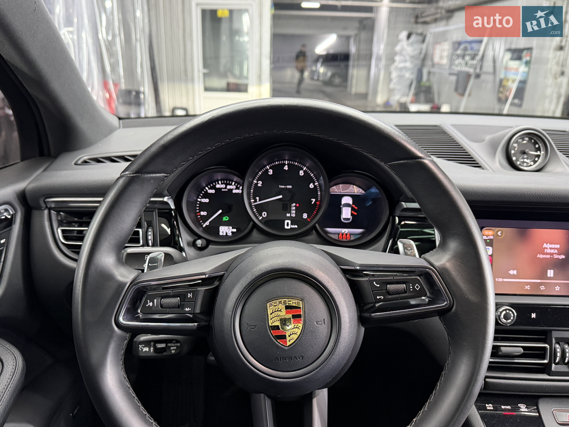 2022 Porsche Macan - мініатюра 9