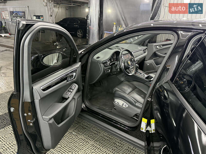 Позашляховик / Кросовер Porsche Macan 2022 в Києві фото 12 Позашляховик / Кросовер Porsche Macan 2022 в Києві