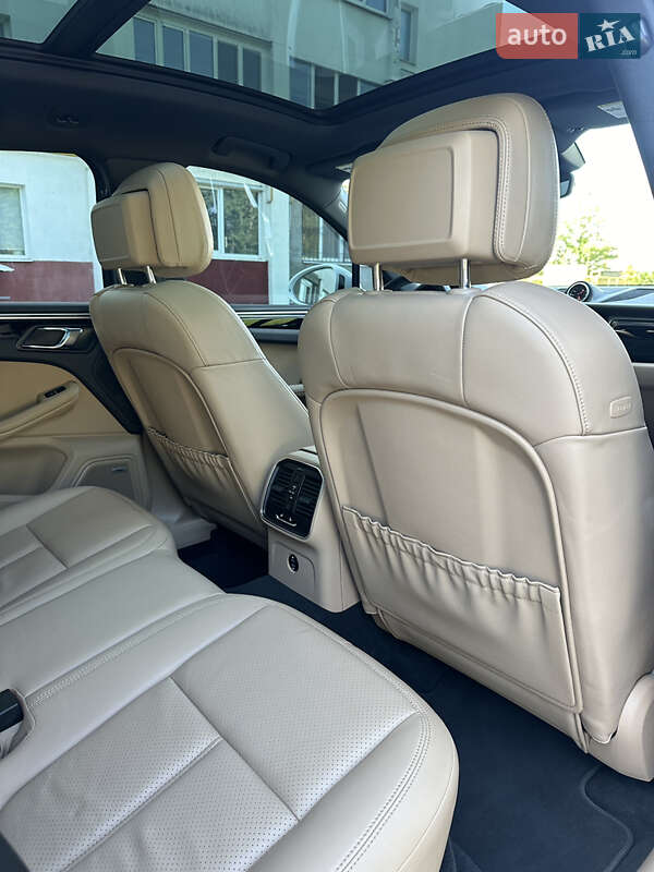 Позашляховик / Кросовер Porsche Macan 2020 в Харкові фото 40 Позашляховик / Кросовер Porsche Macan 2020 в Харкові
