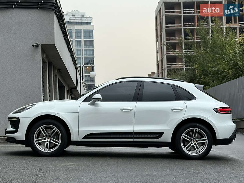 Внедорожник / Кроссовер Porsche Macan 2023 в Киеве фото 23 Внедорожник / Кроссовер Porsche Macan 2023 в Киеве