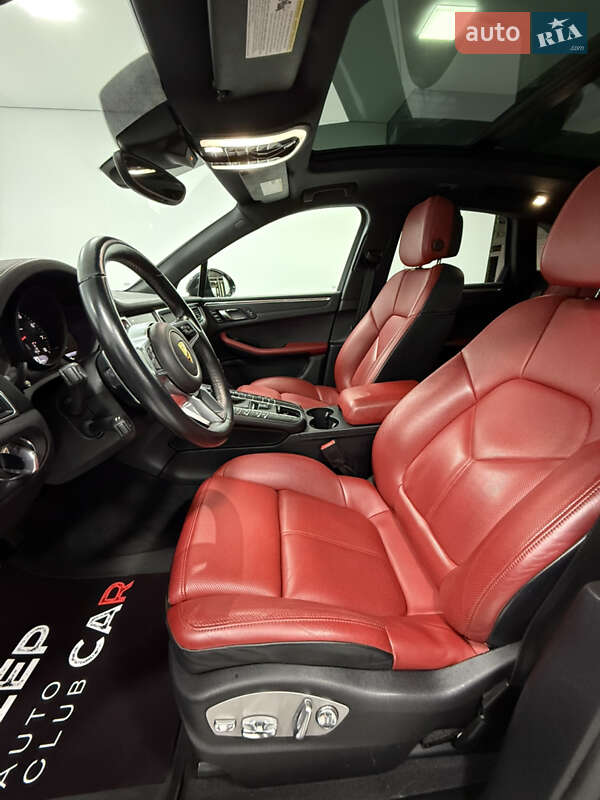 Позашляховик / Кросовер Porsche Macan 2018 в Одесі