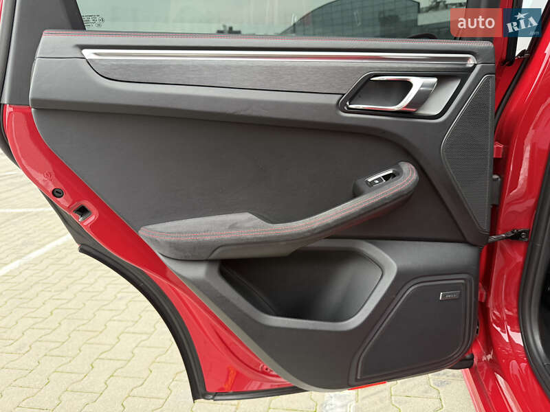 Внедорожник / Кроссовер Porsche Macan 2016 в Киеве фото 29 Внедорожник / Кроссовер Porsche Macan 2016 в Киеве