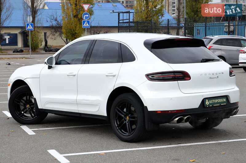 Позашляховик / Кросовер Porsche Macan 2015 в Києві