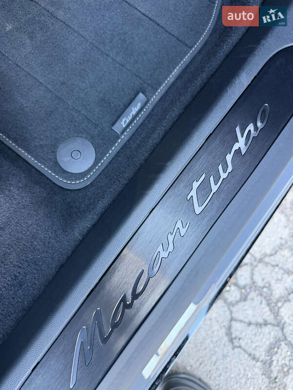 Внедорожник / Кроссовер Porsche Macan 2025 в Львове