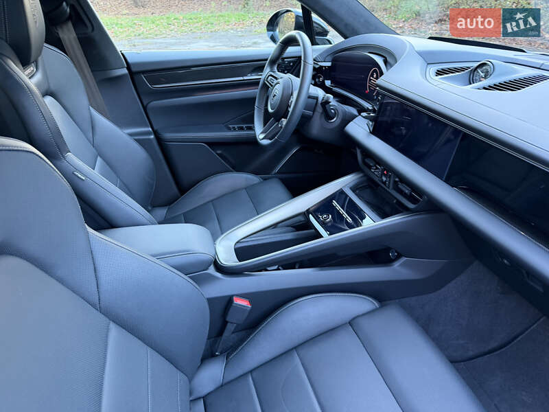 Внедорожник / Кроссовер Porsche Macan 2025 в Львове