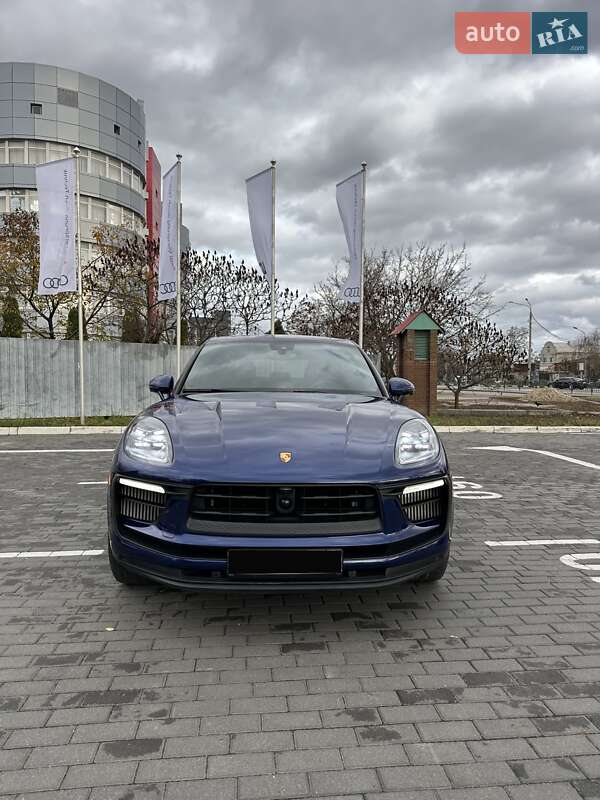 Позашляховик / Кросовер Porsche Macan 2023 в Києві