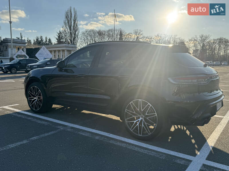 Внедорожник / Кроссовер Porsche Macan 2024 в Киеве