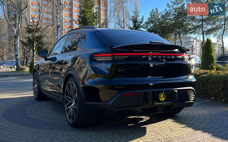 Внедорожник / Кроссовер Porsche Macan 2025 в Львове