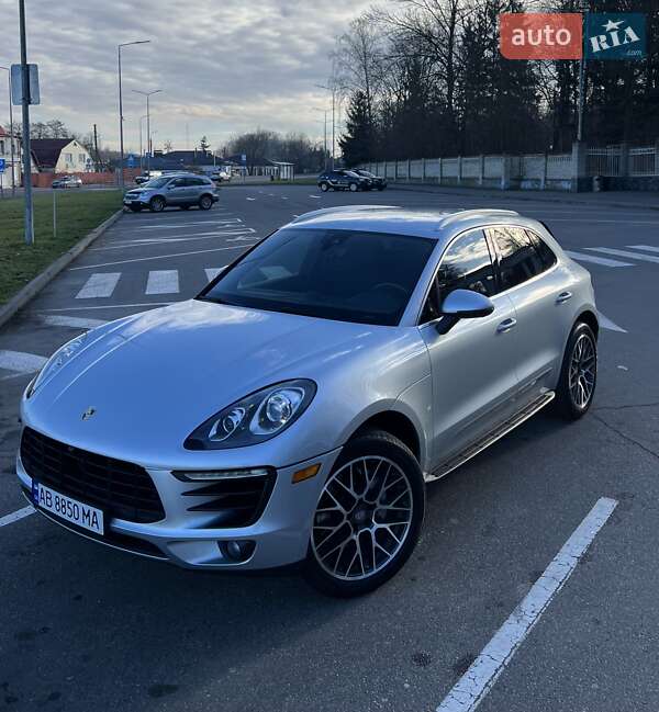 Porsche Macan 2016