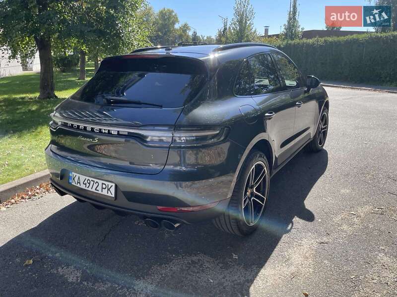 Позашляховик / Кросовер Porsche Macan 2019 в Києві