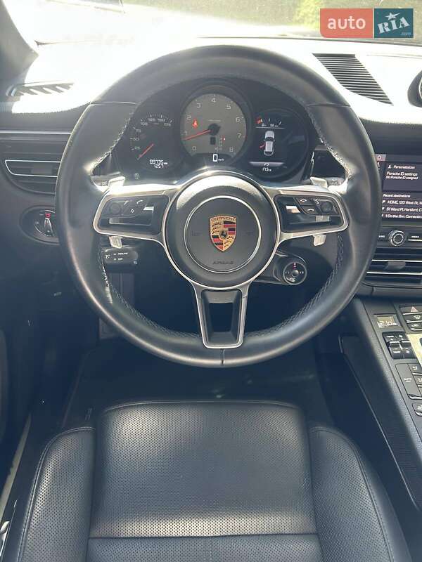 Позашляховик / Кросовер Porsche Macan 2019 в Києві