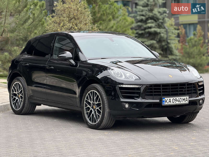 Внедорожник / Кроссовер Porsche Macan 2015 в Киеве