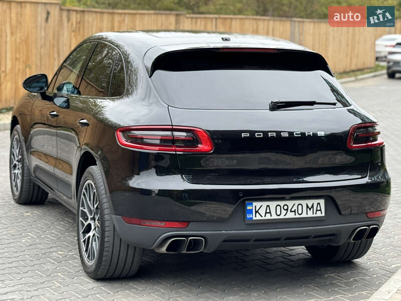 Внедорожник / Кроссовер Porsche Macan 2015 в Киеве