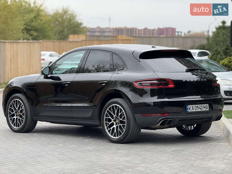 Внедорожник / Кроссовер Porsche Macan 2015 в Киеве