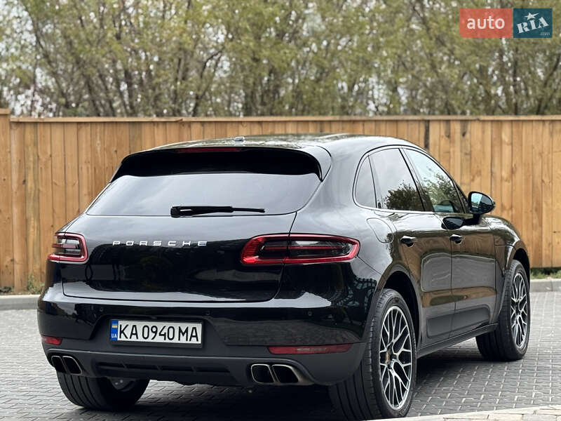 Внедорожник / Кроссовер Porsche Macan 2015 в Киеве