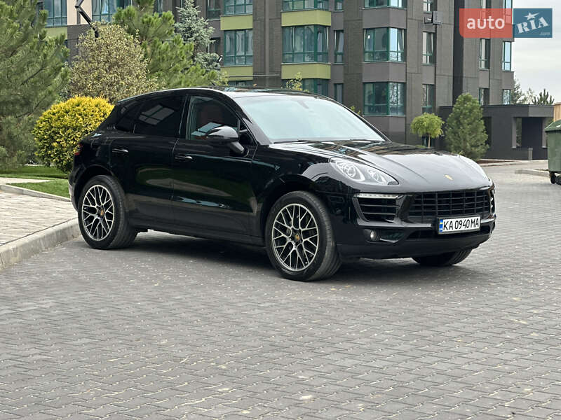 Внедорожник / Кроссовер Porsche Macan 2015 в Киеве