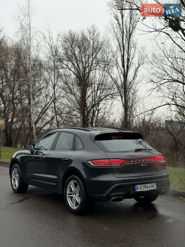 Позашляховик / Кросовер Porsche Macan 2023 в Києві