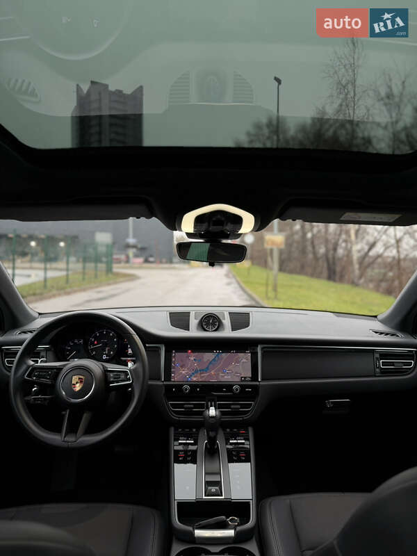 Позашляховик / Кросовер Porsche Macan 2023 в Києві