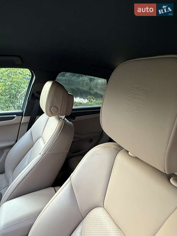 Внедорожник / Кроссовер Porsche Macan 2022 в Львове фото 18 Внедорожник / Кроссовер Porsche Macan 2022 в Львове