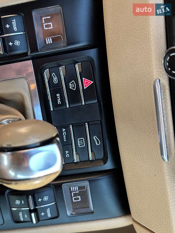 Позашляховик / Кросовер Porsche Macan 2015 в Львові