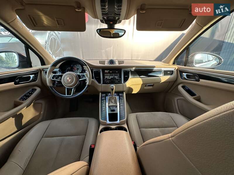 Позашляховик / Кросовер Porsche Macan 2015 в Львові
