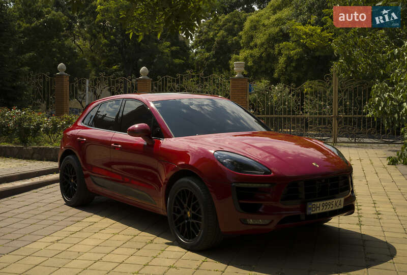 Позашляховик / Кросовер Porsche Macan 2017 в Одесі