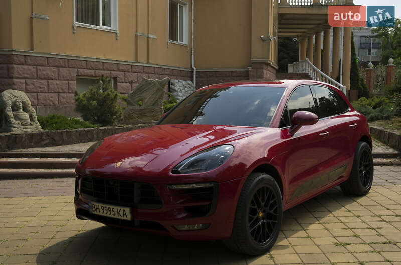 Позашляховик / Кросовер Porsche Macan 2017 в Одесі