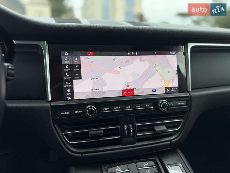 Позашляховик / Кросовер Porsche Macan 2020 в Львові