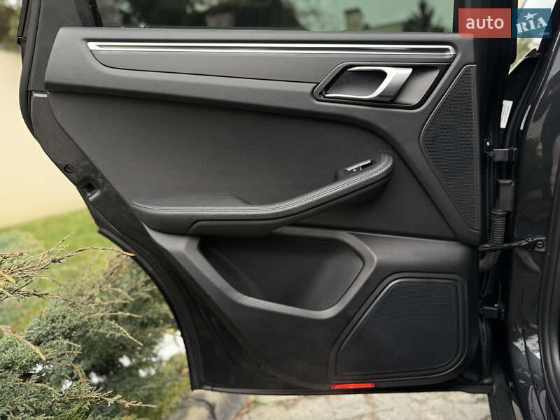 Позашляховик / Кросовер Porsche Macan 2020 в Львові