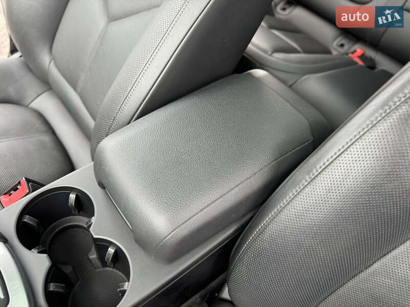 Позашляховик / Кросовер Porsche Macan 2019 в Харкові