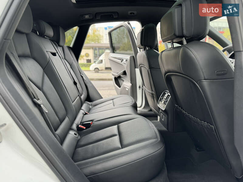 Позашляховик / Кросовер Porsche Macan 2019 в Харкові