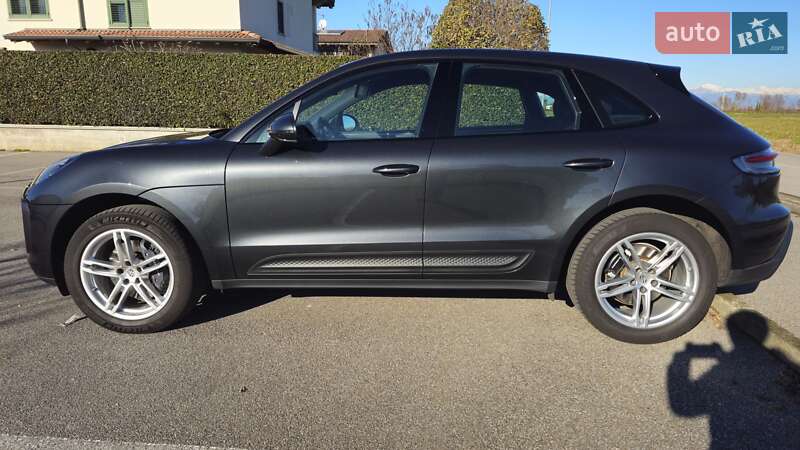 Позашляховик / Кросовер Porsche Macan 2021 в Сумах
