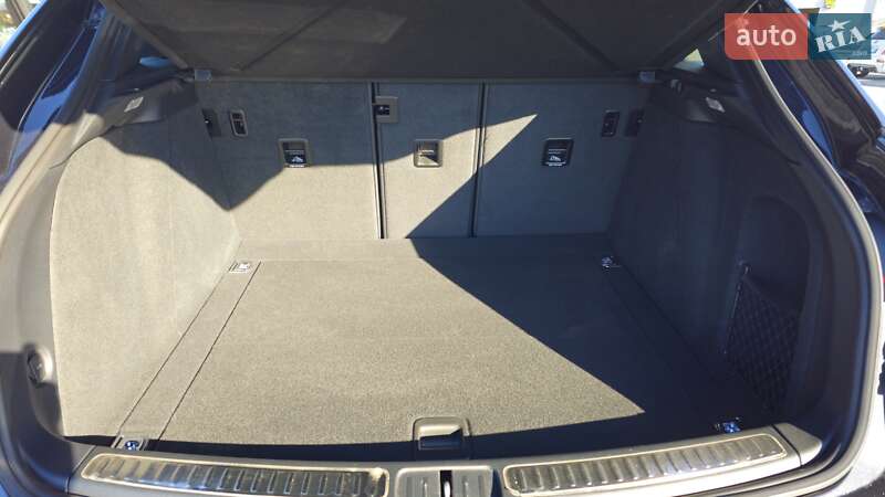 Позашляховик / Кросовер Porsche Macan 2021 в Сумах