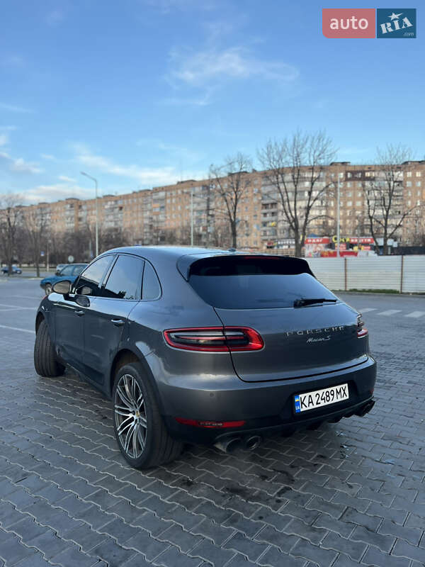 Внедорожник / Кроссовер Porsche Macan 2014 в Кривом Роге