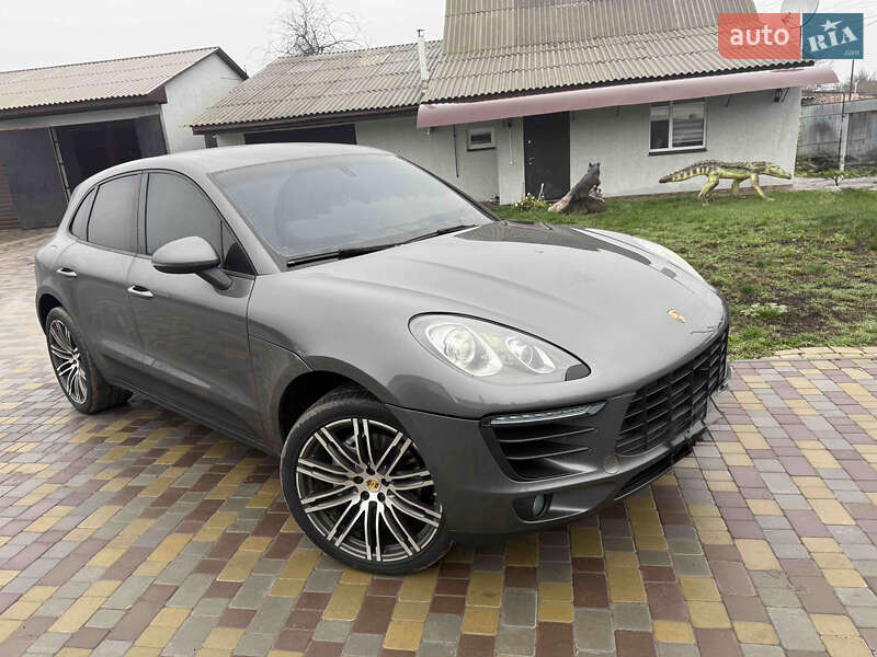 Внедорожник / Кроссовер Porsche Macan 2014 в Кривом Роге