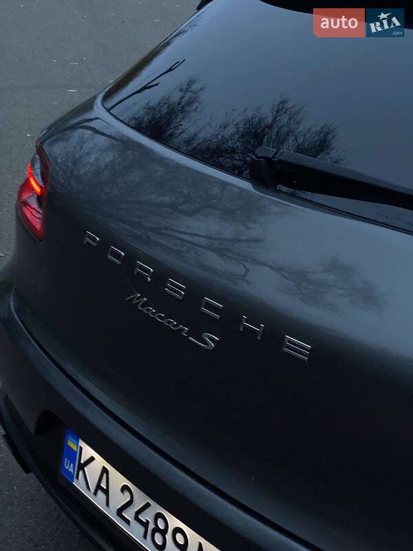 Внедорожник / Кроссовер Porsche Macan 2014 в Кривом Роге