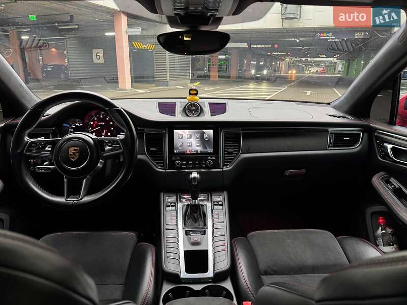 Позашляховик / Кросовер Porsche Macan 2016 в Києві