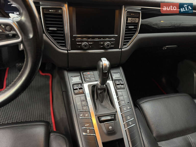 Внедорожник / Кроссовер Porsche Macan 2015 в Киеве фото 12 Внедорожник / Кроссовер Porsche Macan 2015 в Киеве