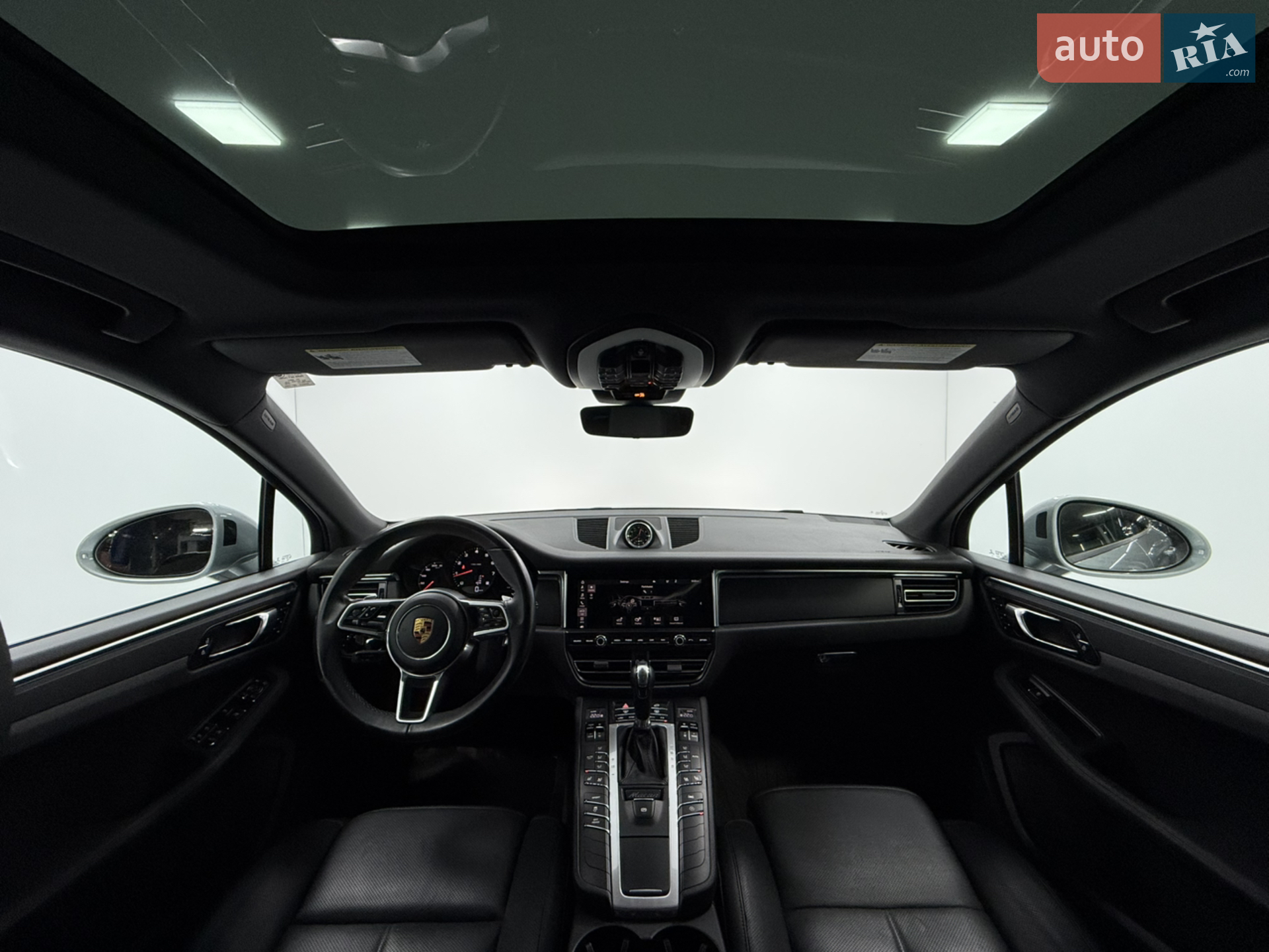 2020 Porsche Macan - мініатюра 25