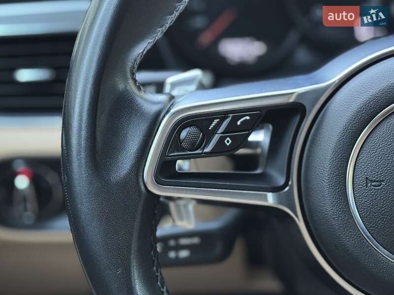 Внедорожник / Кроссовер Porsche Macan 2018 в Днепре