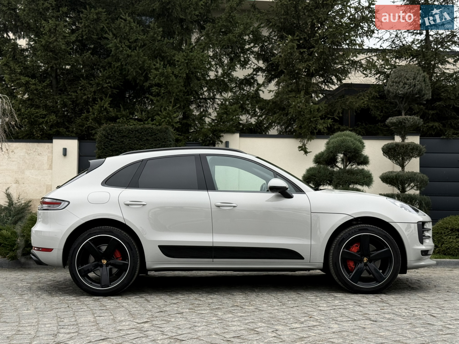 2021 Porsche Macan - мініатюра 24