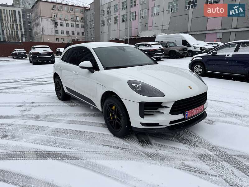 Внедорожник / Кроссовер Porsche Macan 2021 в Киеве