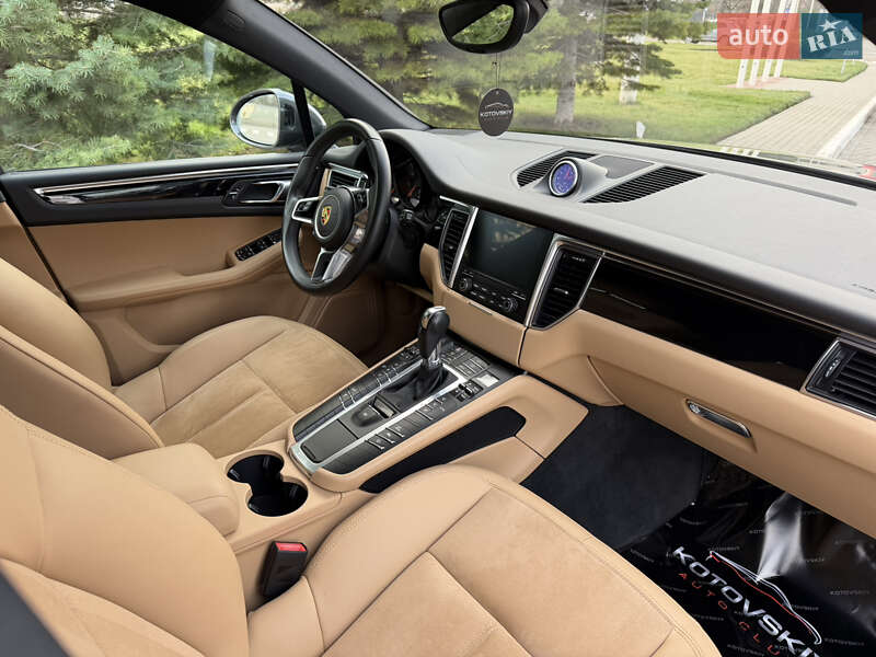 Внедорожник / Кроссовер Porsche Macan 2018 в Одессе