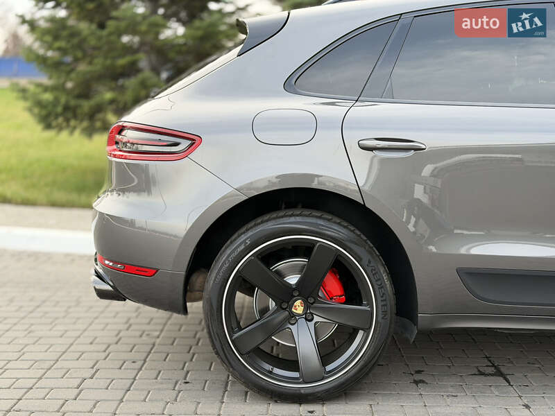 Внедорожник / Кроссовер Porsche Macan 2018 в Одессе