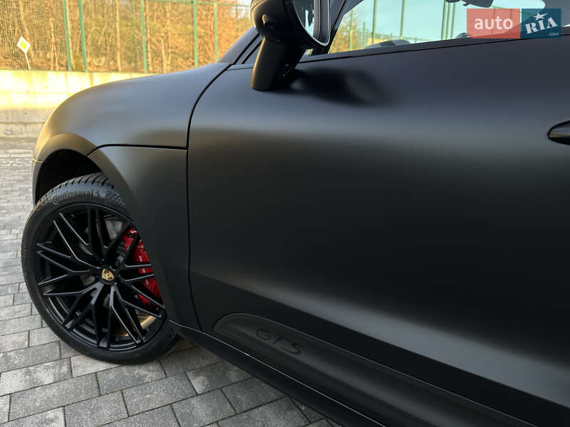 Позашляховик / Кросовер Porsche Macan 2024 в Львові