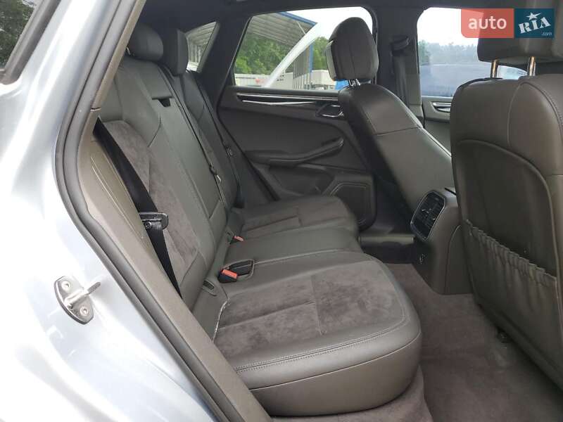 Внедорожник / Кроссовер Porsche Macan 2017 в Трускавце