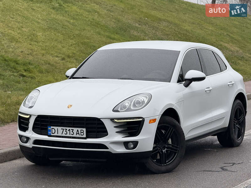 Внедорожник / Кроссовер Porsche Macan 2016 в Киеве