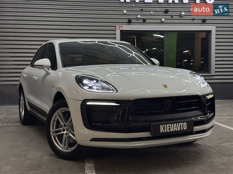 Внедорожник / Кроссовер Porsche Macan 2023 в Киеве